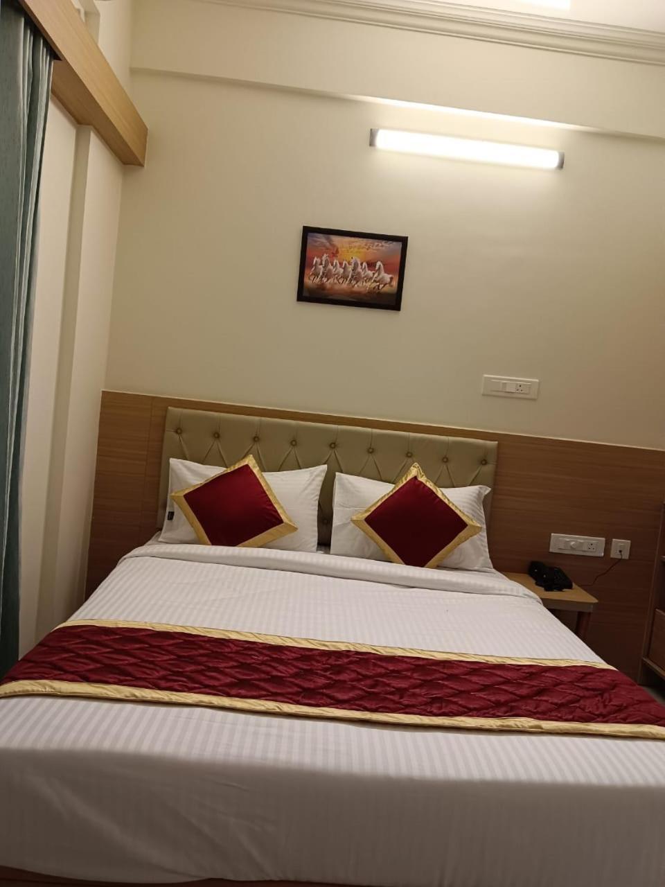 Krishna Inn Bangalore Eksteriør billede