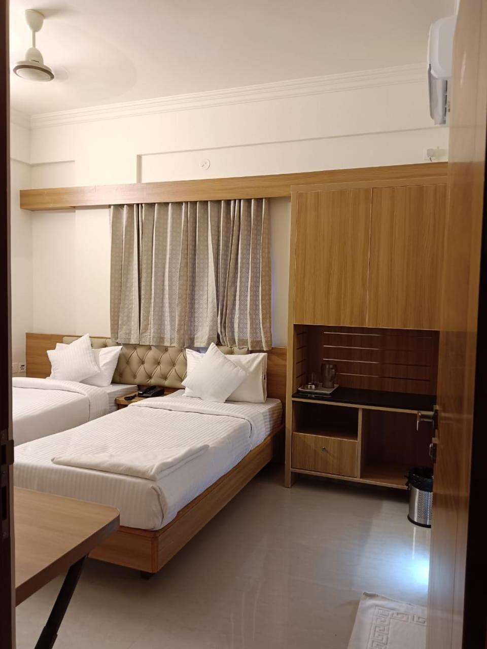 Krishna Inn Bangalore Eksteriør billede